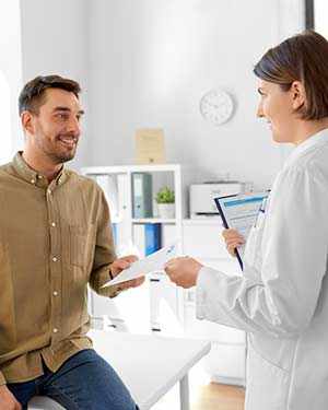 Urgent Care Near Me in Cromwell CT, East Haven CT, Ellington CT, Newington, CT, Oxford, CT, Unionville CT, Wallingford, CT, Chicopee MA, Springfield MA and Westfield MA Urgent Care Near Me in Cromwell CT, East Haven CT, Ellington CT, Newington, CT, Oxford, CT, Unionville CT, Wallingford, CT, Chicopee MA, Springfield MA and Westfield MA